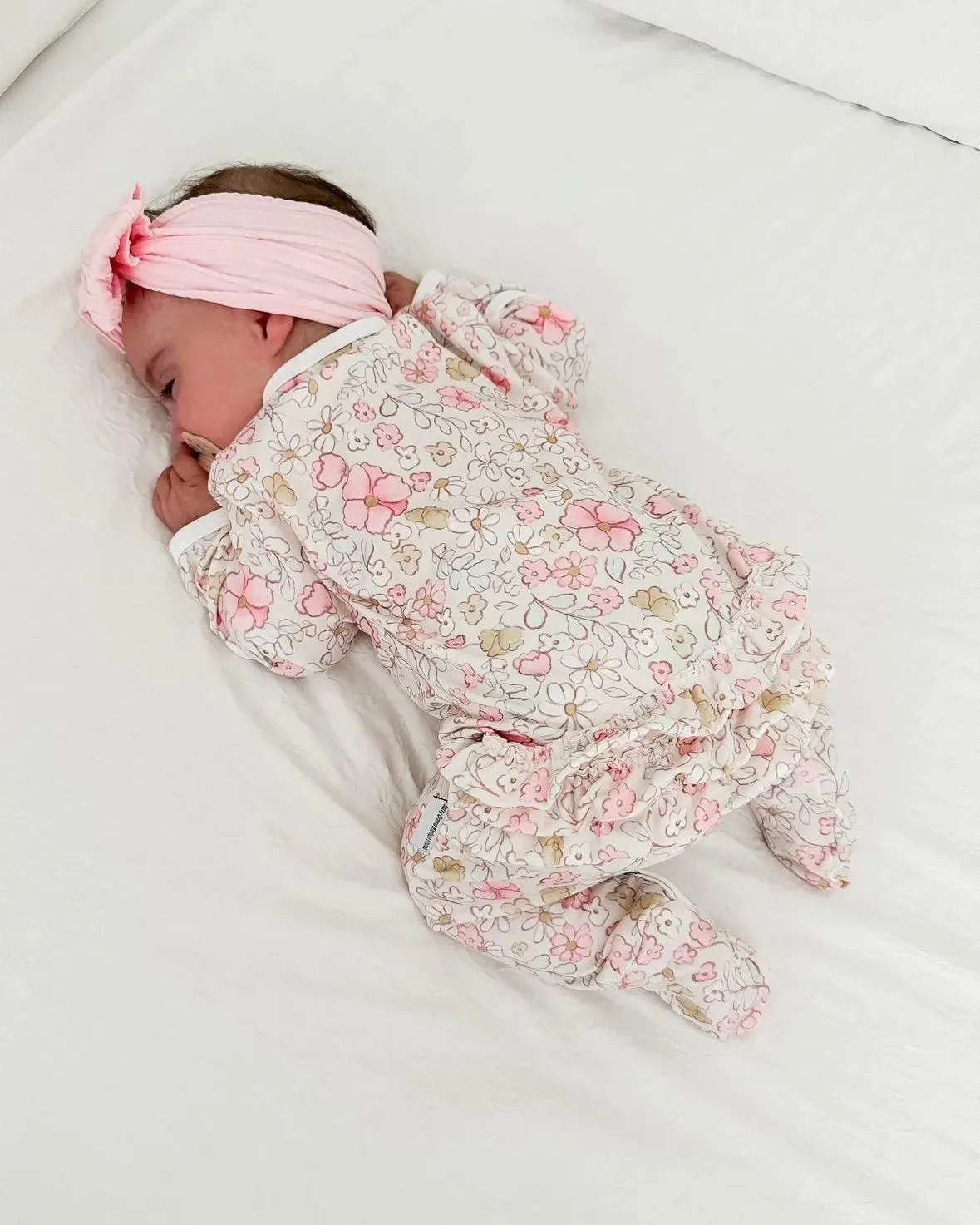 Ditsy Daisy Print Frill Detailed Sleepsuit