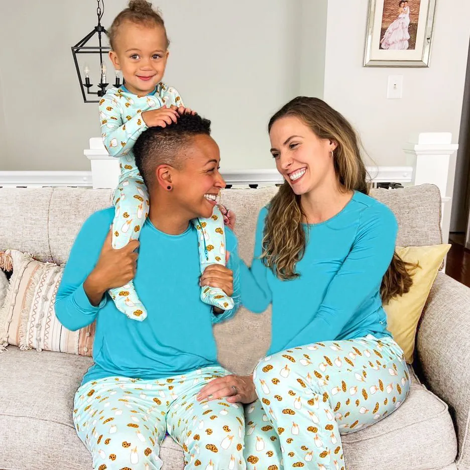 Frosted Blue Milk & Cookies Men's Long Sleeve Pajama Set