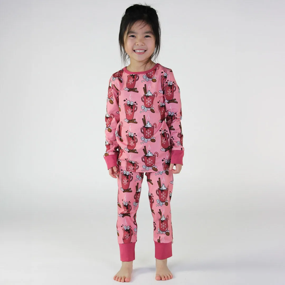 Nightwear set with hot chocolate