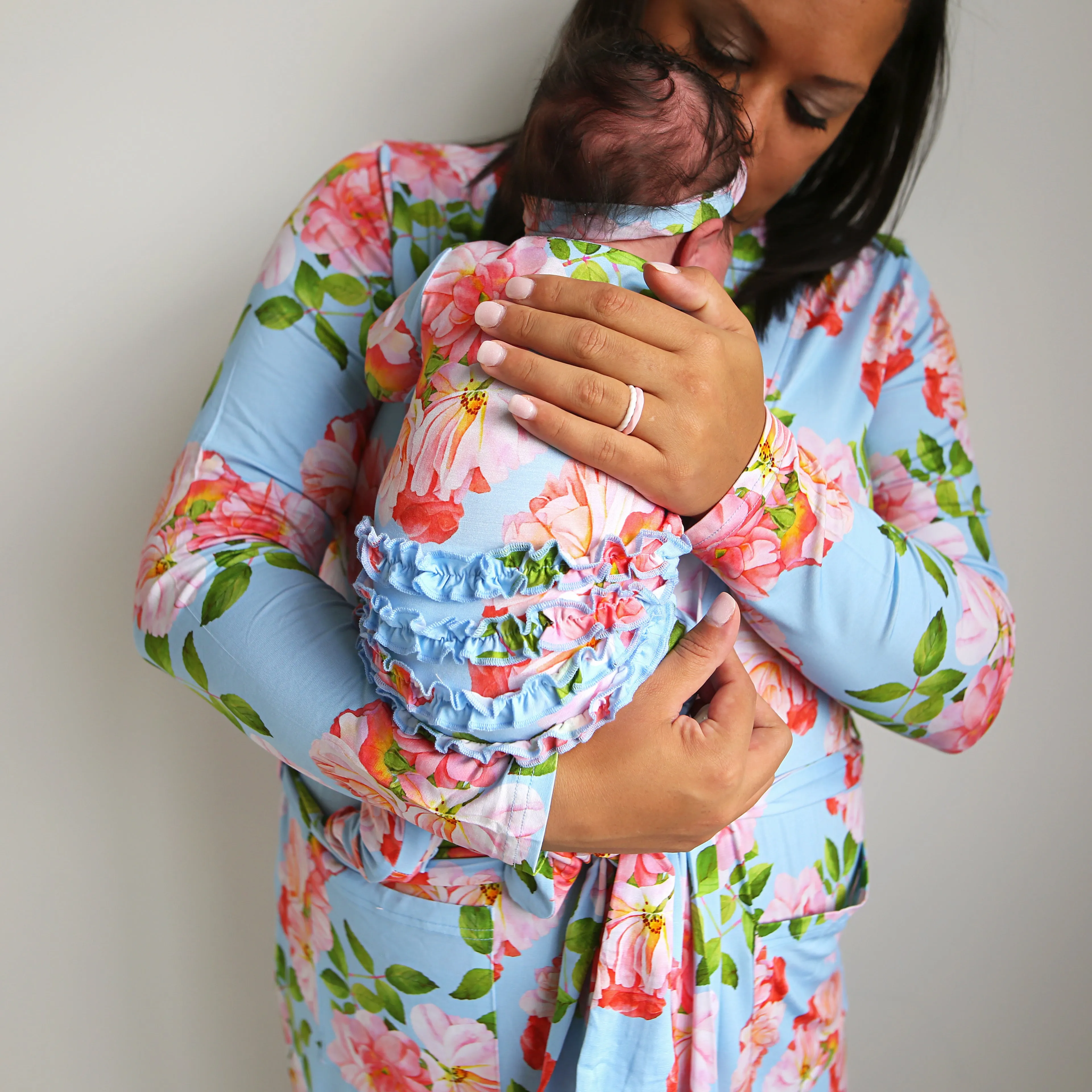 Skye MOMMY ROBE