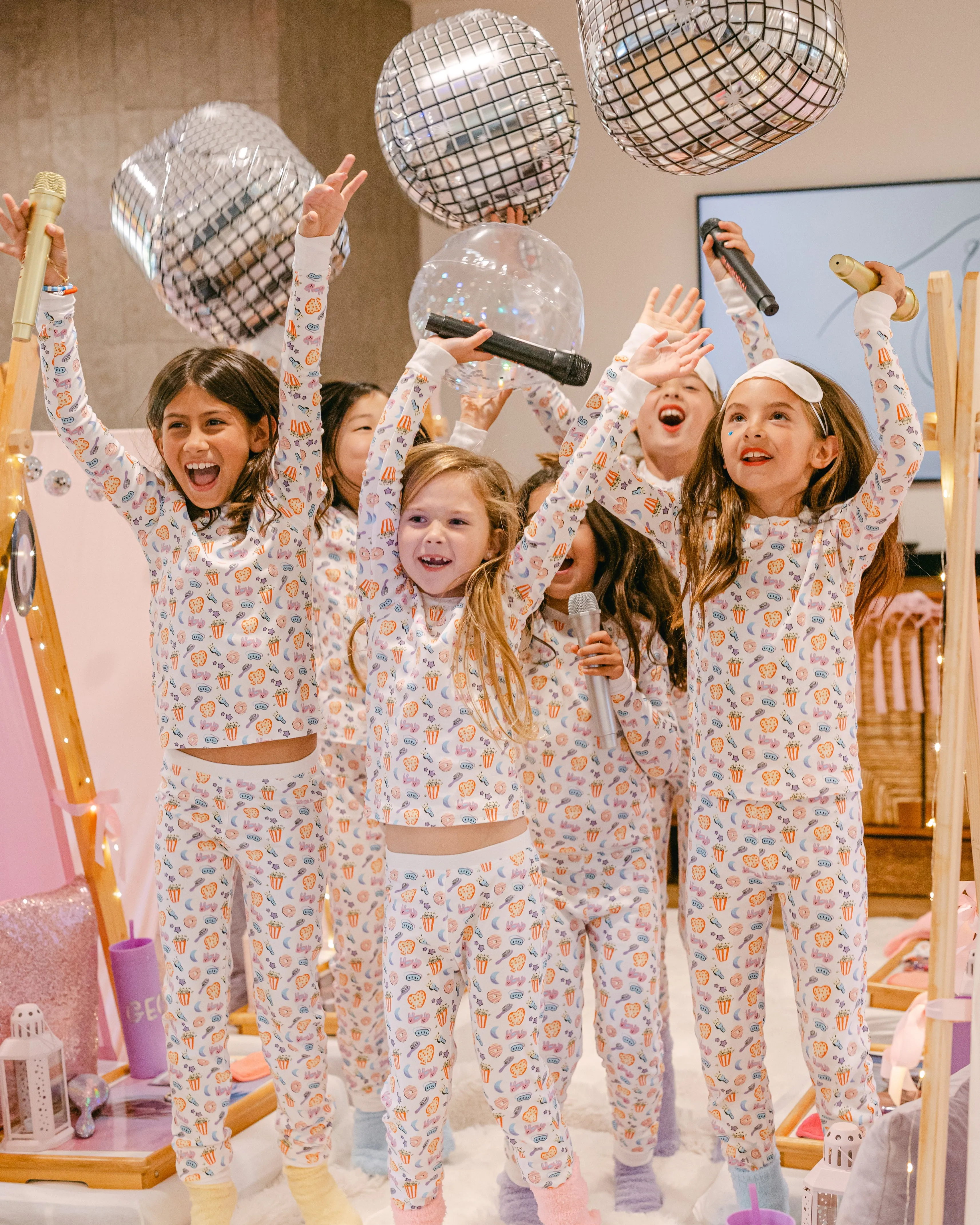 The Organic Long Sleeve Pajama Set [Sleepover]