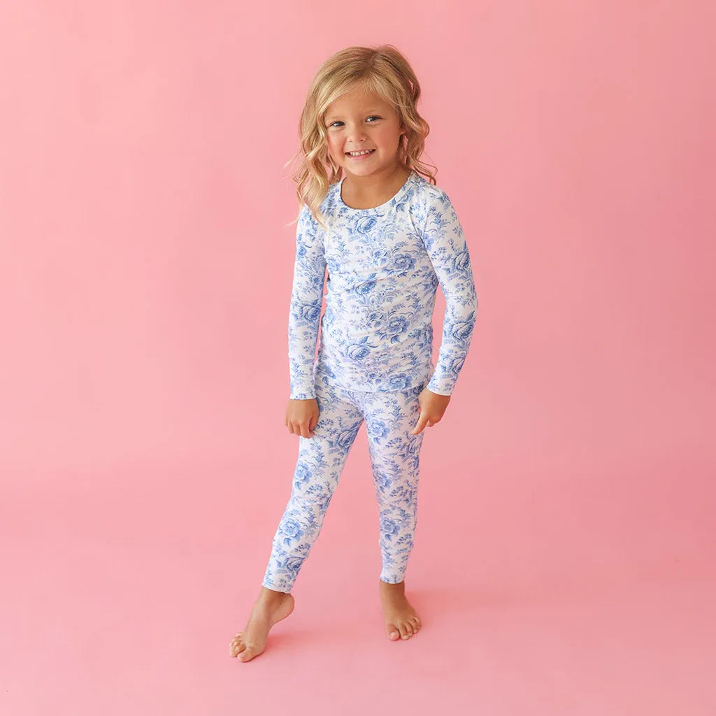 Yve Classic Pajama Set